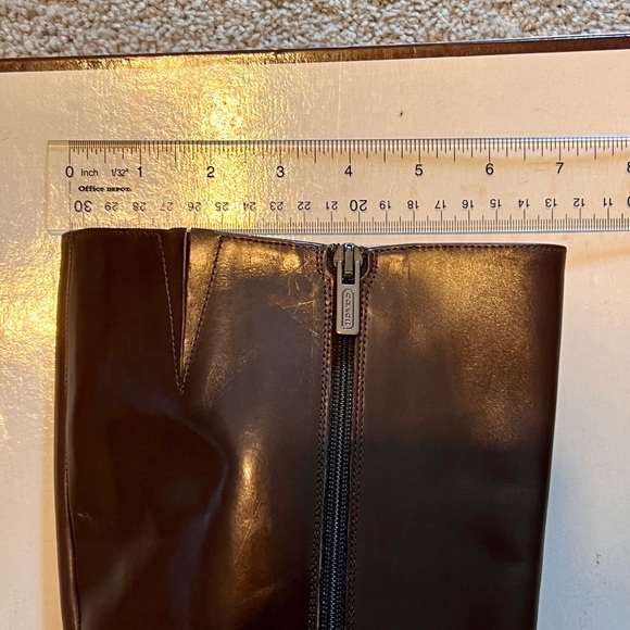 New with box Size 8.5 Coach Marin Brown Calf Leather Stiletto Boots - Picture 8 of 8